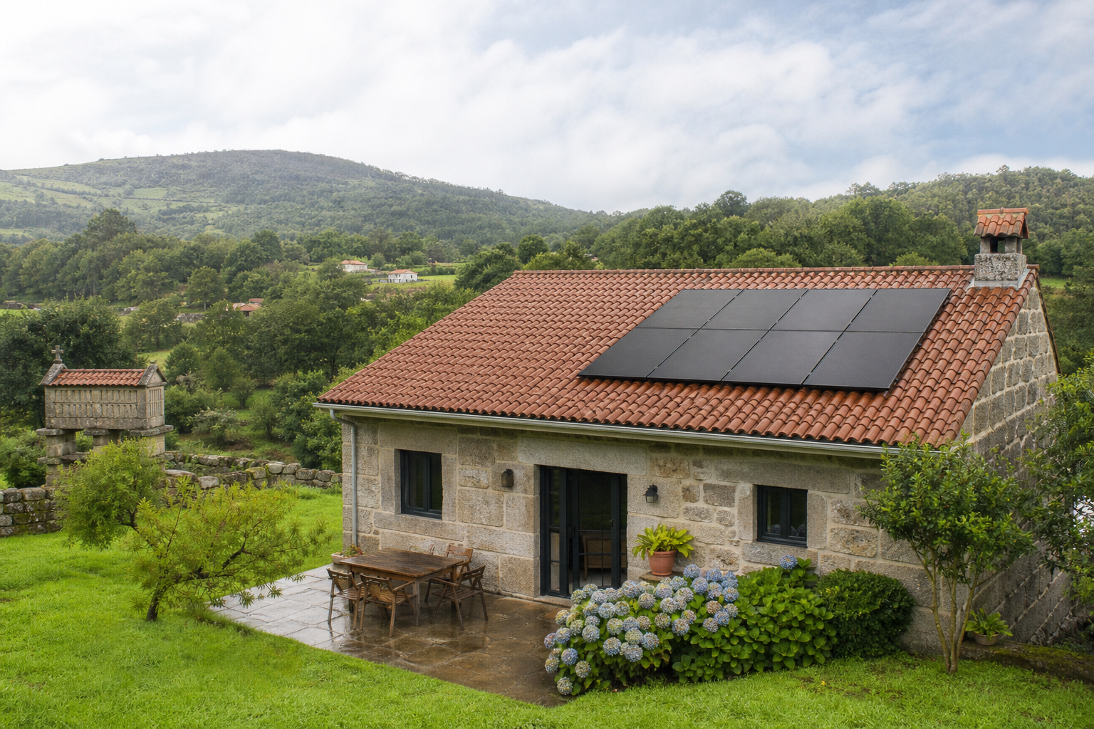 Casa de piedra con instalación solar en Galicia
